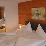 Alpenfeder Heidi 2